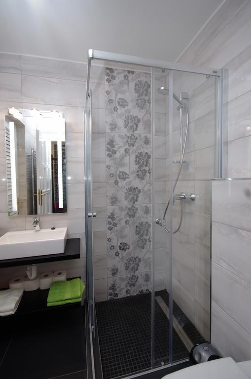 Regina Delux Apartman ยูลา ภายนอก รูปภาพ