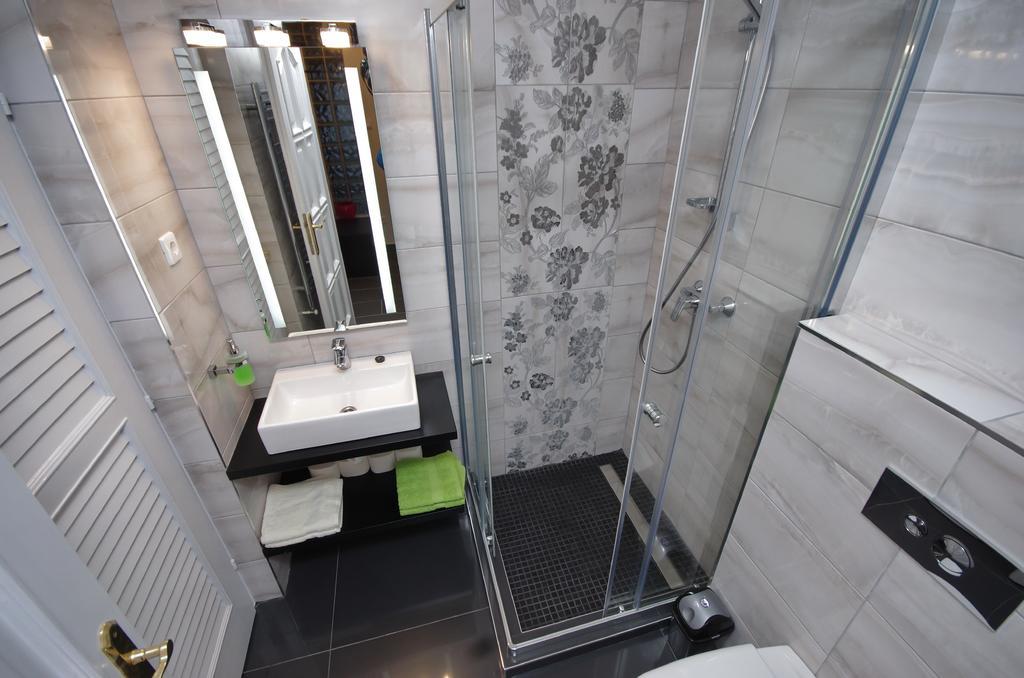 Regina Delux Apartman ยูลา ภายนอก รูปภาพ